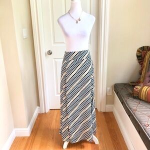 DKNY Skirt Maxi Multi Colored Geometric Pattern & Two Front Slits (~M, 31")